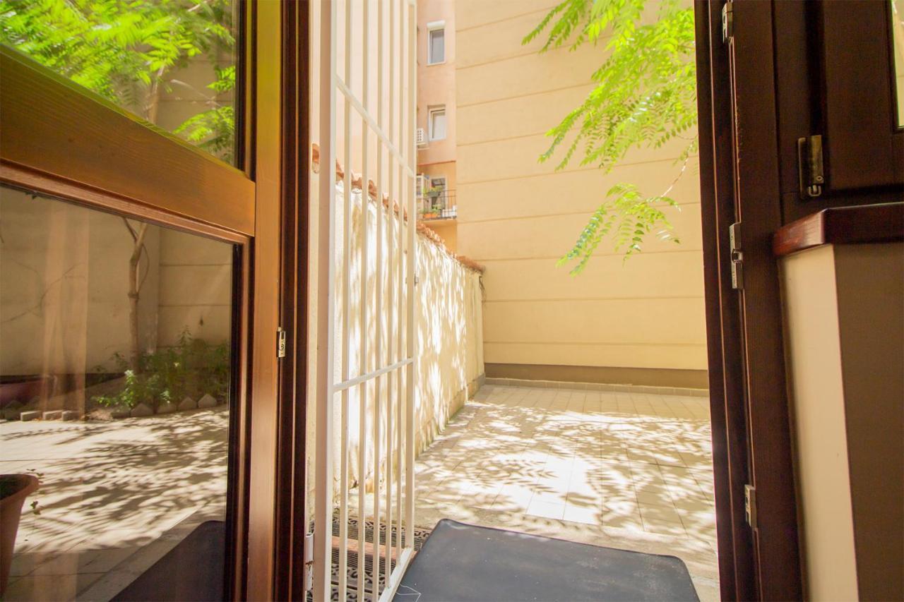 Sunny House By The Riverside 부다페스트 외부 사진
